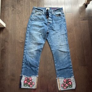 High waisted, cropped skinny jeans